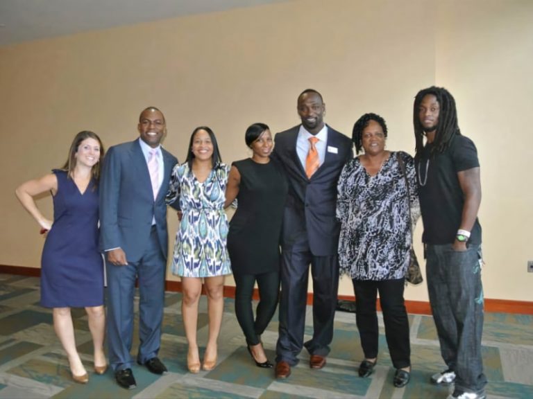 Jevon Kearse and Family After the Gators Hall of Fame.